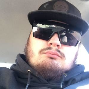 Meet your Posher, Chase